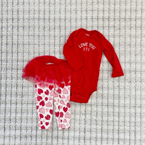 Baby Valentines Outfit - Picture 1 of 2